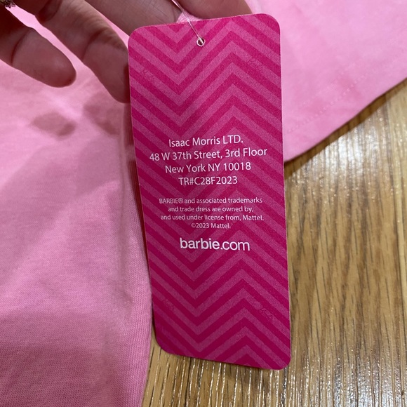 🎀 Barbie Life 🎀 Malibu Barbie 🌟T-shirt Size large NEW! - Picture 8 of 15